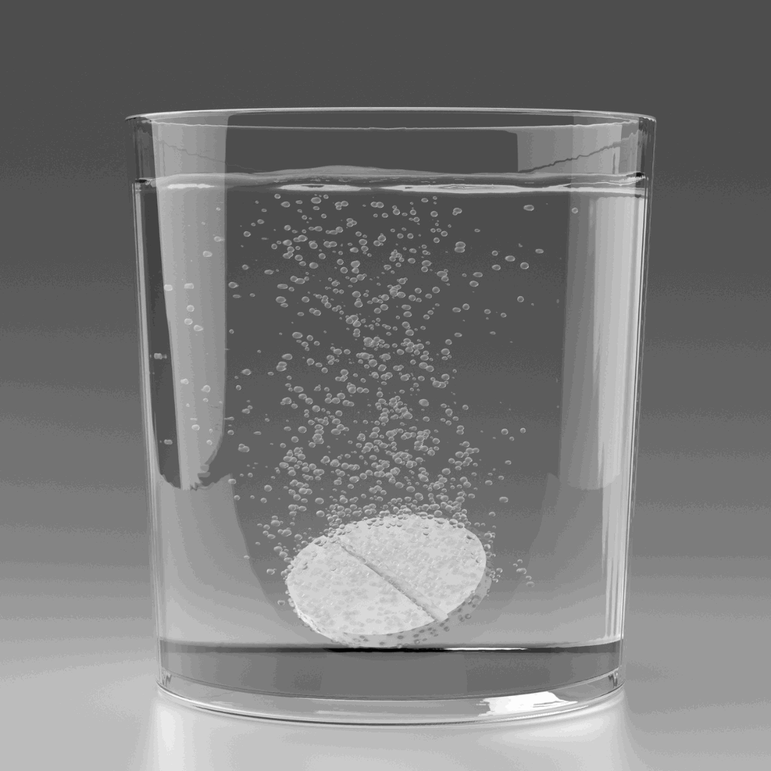 Maxiliv COQ10 High Formula effervescent tablet dissolving in water