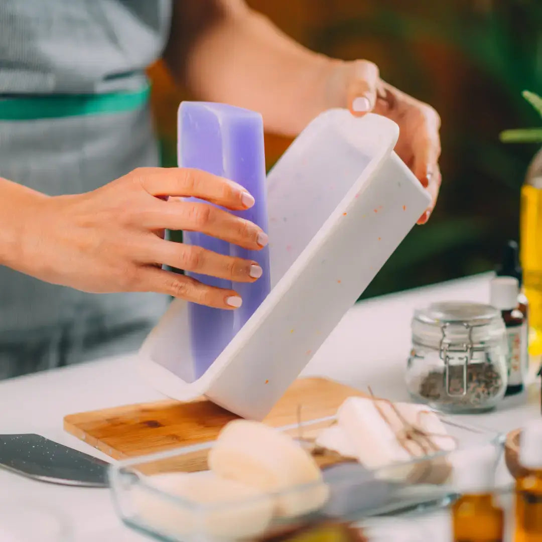 Miara Essence Natural Indigo Soap 